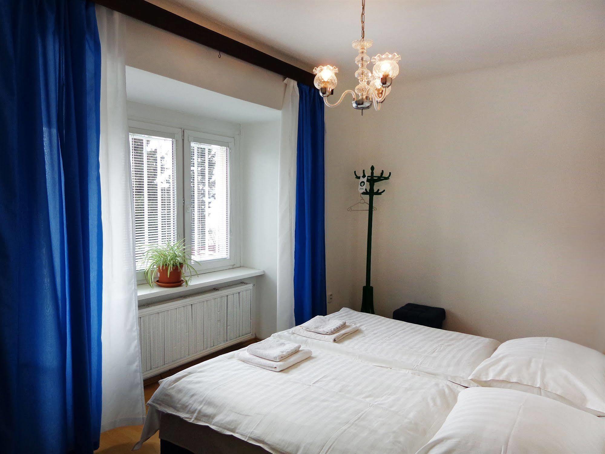 Pension Nika Prag Exteriör bild