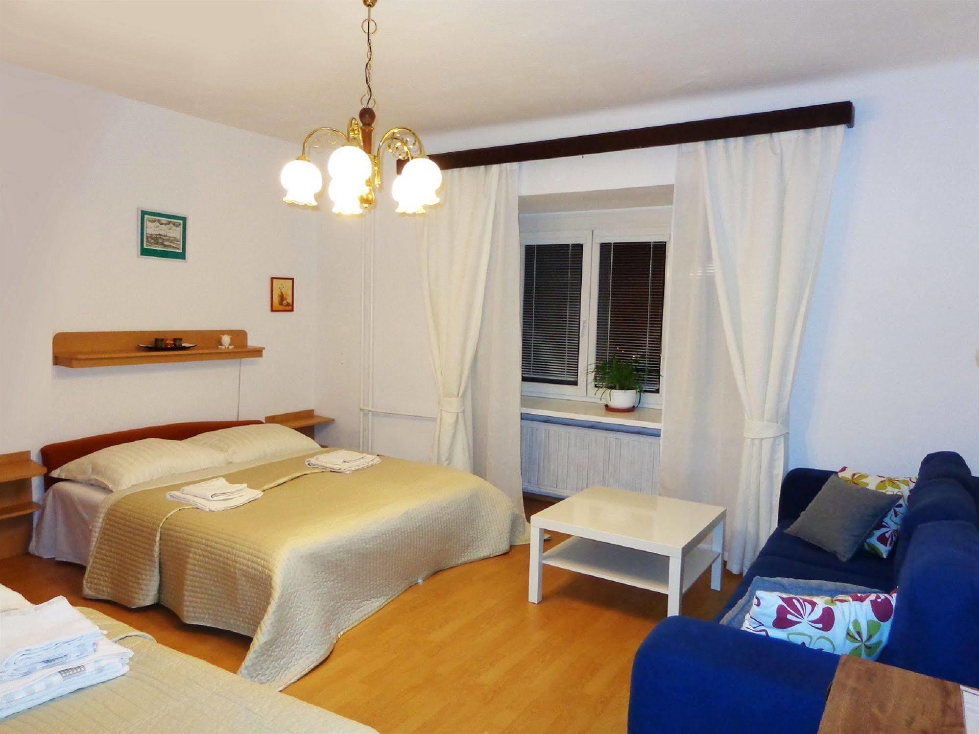Pension Nika Prag Exteriör bild